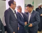 ادای احترام به مقام شامخ شهدا در پارس آباد و تجلیل دکتر غلامرضا گل‌محمدی از خانواده شهدا با حضور مسئولان استانی و شهرستانی در پارس‌آباد