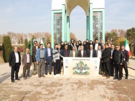 تاکید مسئولان جهاد کشاورزی استان البرز و رئیس مرکز امام خمینی(ره) بر لزوم حفاظت از خاک و توسعه کشاورزی پایدار