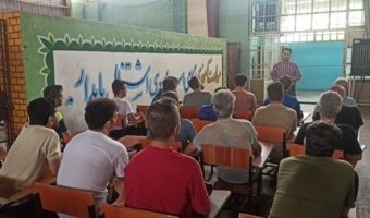 برگزاری کارگاه آموزشی تخصصی «بیماری‌های طیور» در زندان مرکزی کرمانشاه