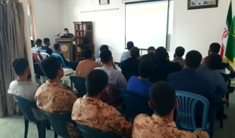 آموزش زنبورداری به سربازان سپاه کامیاران؛ گامی در مسیر مهارت‌آموزی و اشتغال‌آفرینی