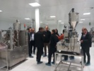 بازدید هیئت علمی و محققان مرکز تات لرستان از شرکت داروسازی خرمان خرم‌آباد