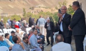 روز مزرعه برداشت زرشک در شهرستان تفرش