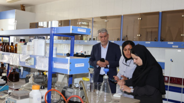 توسعه همکاری‌های آزمایشگاهی با بازدید بخش خصوصی از مرکز تحقیقات آرتمیای کشور