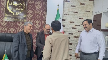 دیدار معاون پژوهش، فناوری و انتقال یافته‌های مؤسسه و پژوهشگر مروج ارشد شتر با مدیر جهاد کشاورزی نهبندان