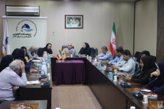 بازدید میدانی از پژوهشکده خلیج فارس و دریای عمان و ایستگاه تحقیقاتی نرمتنان بندر لنگه