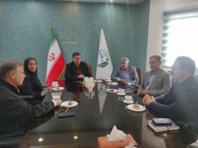 نشست تخصصی راهکارهای مقابله با بیابان‌زایی و گرد و غبار در حوزه دریاچه ارومیه