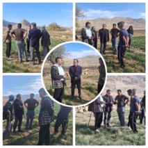 آموزش انفرادی «اهمیت آزمون خاک و عوامل کاهش عملکرد» در مزرعه نمایشی آبستان خرم‌آباد