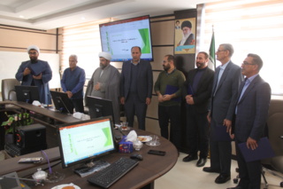 تجلیل از همکاران برگزیده  مرکز تحقیقات چهارمحال و بختیاری