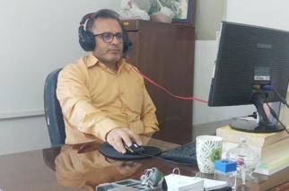 بررسی فراوری گل محمدی و عوامل مؤثر بر کیفیت گلاب در وبینار آموزشی مرکز سمنان (شاهرود)