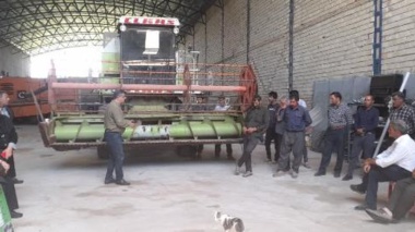 برگزاری کارگاه آموزشی تخصصی تنظیم و کالیبراسیون کمباین در تبریز همزمان با هفته جهاد کشاورزی