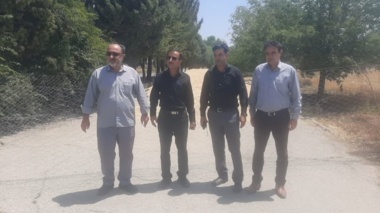 فصل برداشت در مزارع تحقیقاتی؛ آغاز عملیات برداشت محصول جو در ایستگاه تحقیقات کشاورزی بروجرد