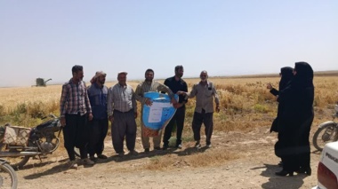 برگزاری کارگاه آموزشی مدیریت برداشت مکانیزه گندم و کاهش تلفات و ریزش در روستای ده‌نمک