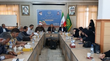 تدوین دستورالعمل نهایی تکثیر و پرورش شاه‌میگوی آب شیرین در ارومیه برگزار شد