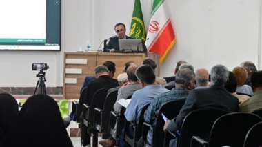 تدریس دوره آموزشی مدیریت مصرف بهینه نهاده‌های کشاورزی در استان مازندران