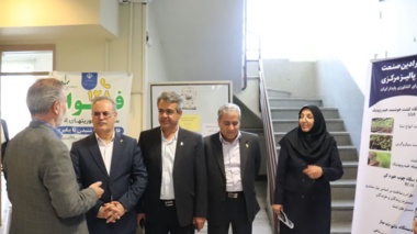 دیدار و گفتگوی معاون وزیر و رئیس سازمان تات با مدیران واحدها و هسته های فناور مستقر در مرکز رشد واحدهای فناور کشاورزی استان مرکزی