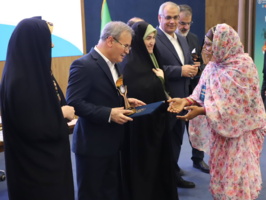 تجلیل از زنان برگزیده با حضور  سخنگوی کمیسیون کشاورزی ، رئیس فراکسیون زنان مجلس شورای اسلامی و  معاون وزیر جهاد کشاورزی